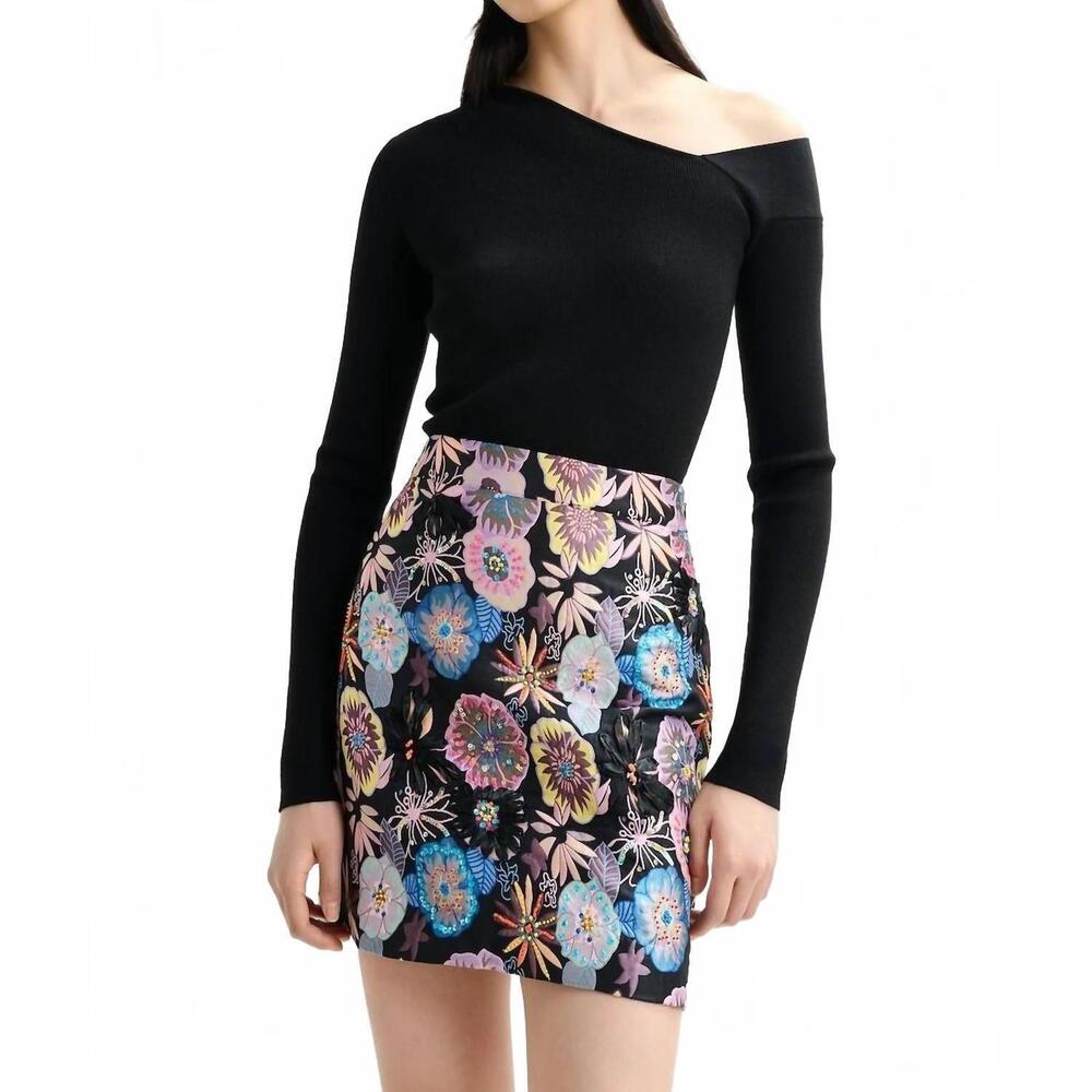 NEW ESSENTIEL ANTWERP iorgeous mini skirt in black